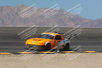 media/Oct-15-2023-Lucky Dog Racing Chuckwalla (Sun) [[f659570f60]]/2nd Stint Bowl/